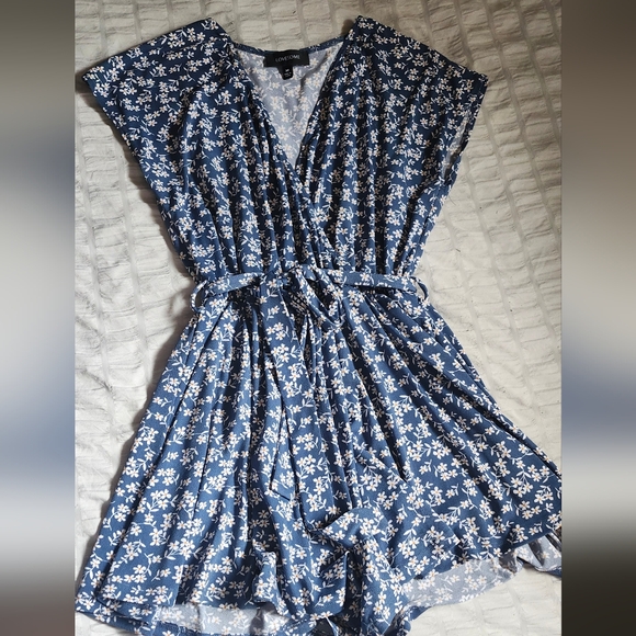 Floral Blue ROMPER - Picture 1 of 2
